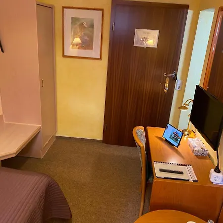 Amadeus Boutique Deutscher Hof