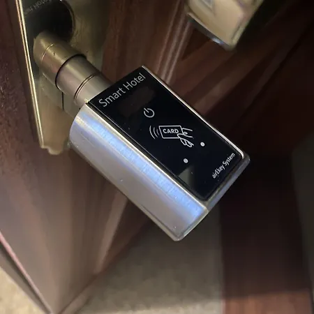 Hotel Amadeus Boutique Deutscher Hof 3*