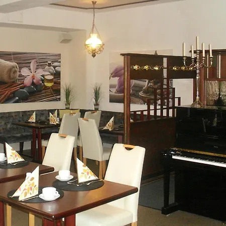 Amadeus Boutique Deutscher Hof Hotel