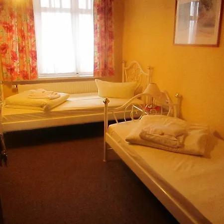Hotel Amadeus Boutique Deutscher Hof 3*