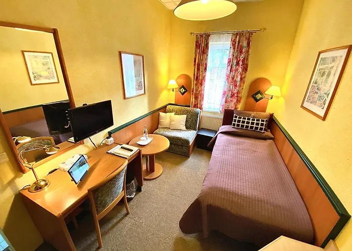 Amadeus Boutique Deutscher Hof Otel