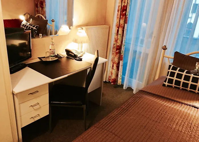 Otel Amadeus Boutique Deutscher Hof 3*