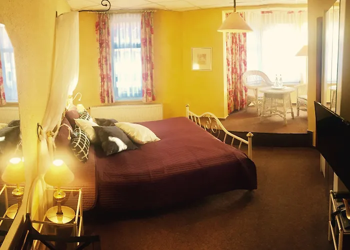 Amadeus Boutique Deutscher Hof Otel 3*