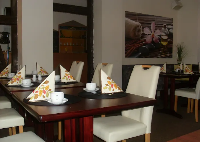 Amadeus Boutique Deutscher Hof Otel 3*