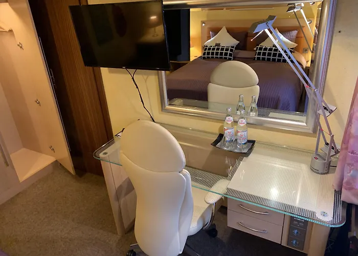 Otel Amadeus Boutique Deutscher Hof 3*