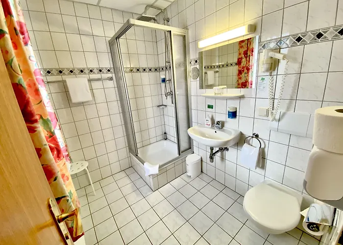 Otel Amadeus Boutique Deutscher Hof Georgenthal (Thuringia)