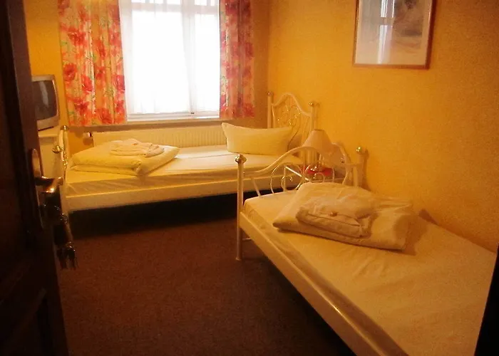 Otel Amadeus Boutique Deutscher Hof 3*